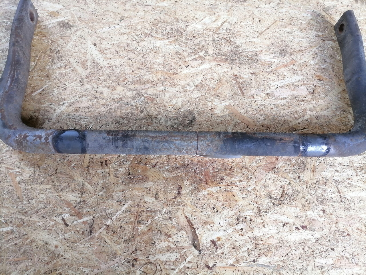Volvo Anti-roll bar 20443075 - Barre stabilisatrice pour Camion: photos 5 Volvo Anti-roll bar 20443075 - Barre stabilisatrice pour Camion: photos 5