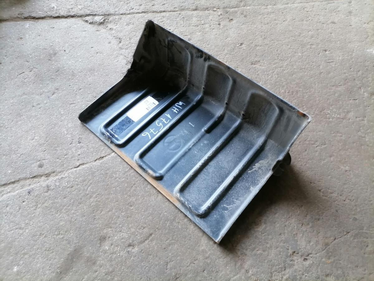 Volvo Battery cover 20947987 - Accumulateur pour Camion: photos 4 Volvo Battery cover 20947987 - Accumulateur pour Camion: photos 4