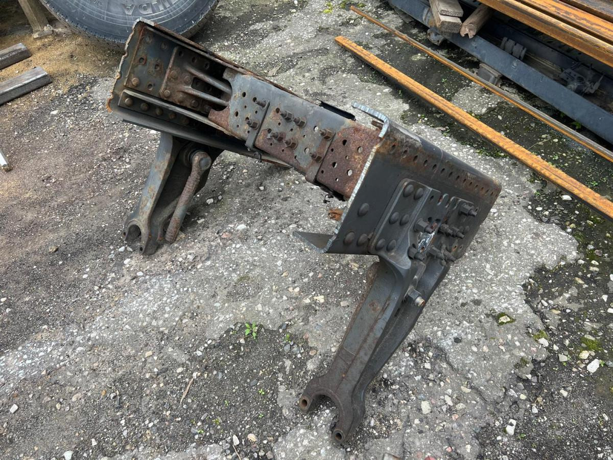 Volvo Bracket 21242883 - Suspension pour Camion: photos 2 Volvo Bracket 21242883 - Suspension pour Camion: photos 2