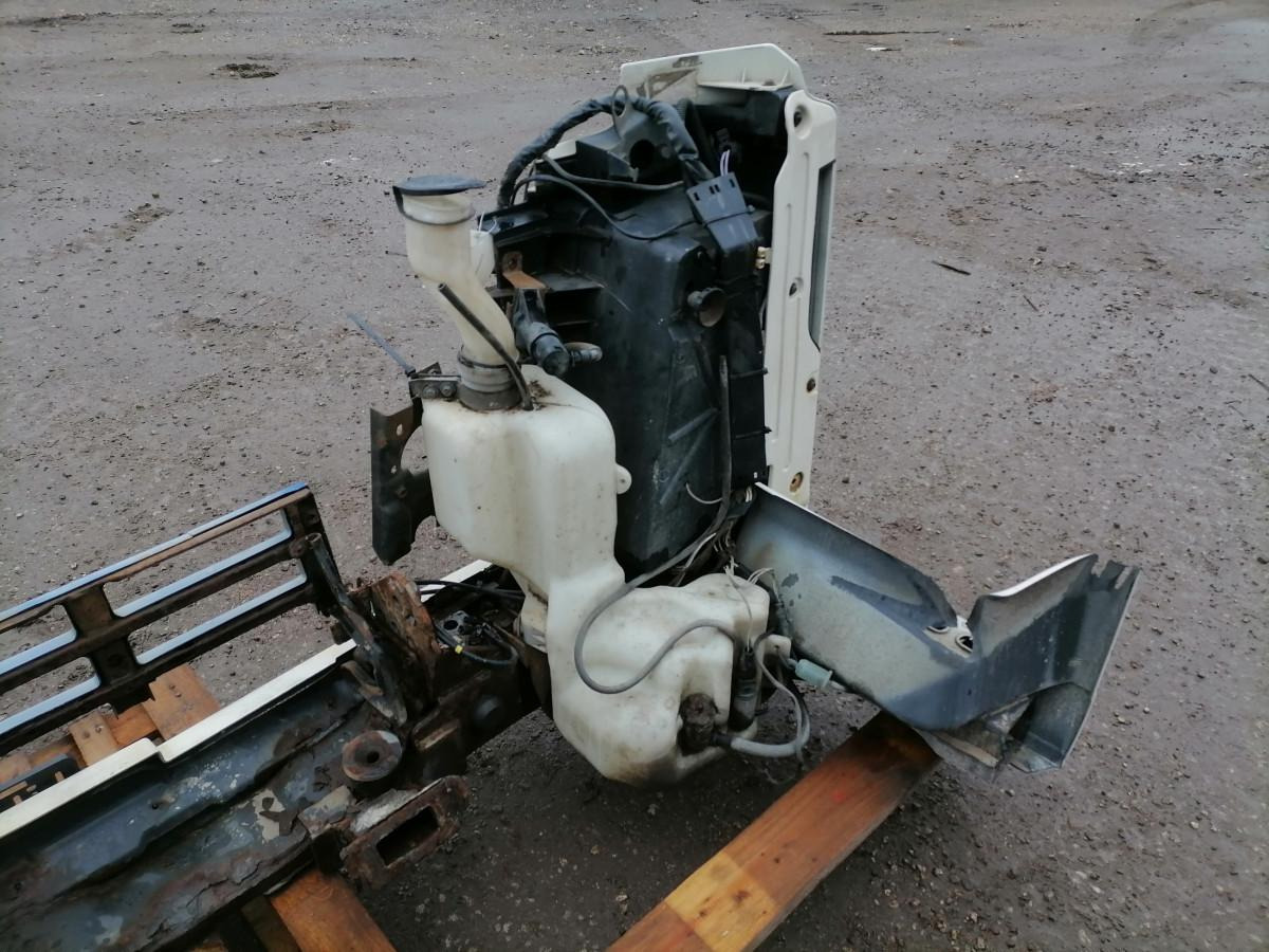 Volvo Bumper 20467442 - Pare-chocs pour Camion: photos 4 Volvo Bumper 20467442 - Pare-chocs pour Camion: photos 4