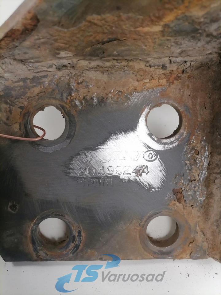 Volvo Bumper bracket 20499244 - Pare-chocs pour Camion: photos 2 Volvo Bumper bracket 20499244 - Pare-chocs pour Camion: photos 2