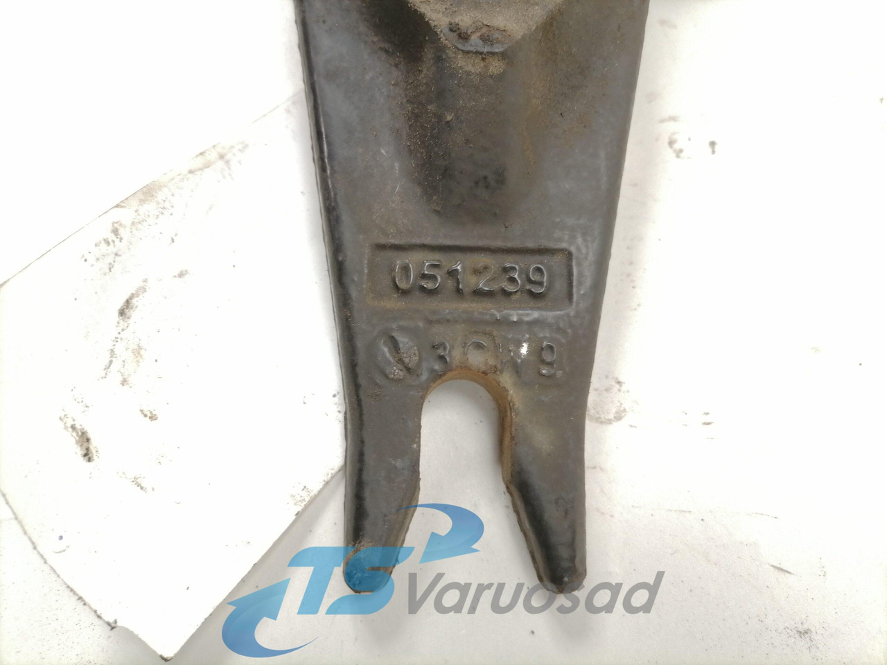 Volvo Cab carrier 82061473 - Suspension de cabine pour Camion: photos 2 Volvo Cab carrier 82061473 - Suspension de cabine pour Camion: photos 2