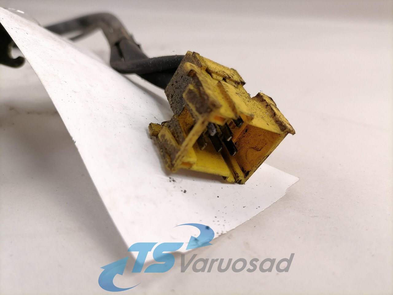 Volvo Door lock 20588326 - Portière et pièces pour Camion: photos 5 Volvo Door lock 20588326 - Portière et pièces pour Camion: photos 5