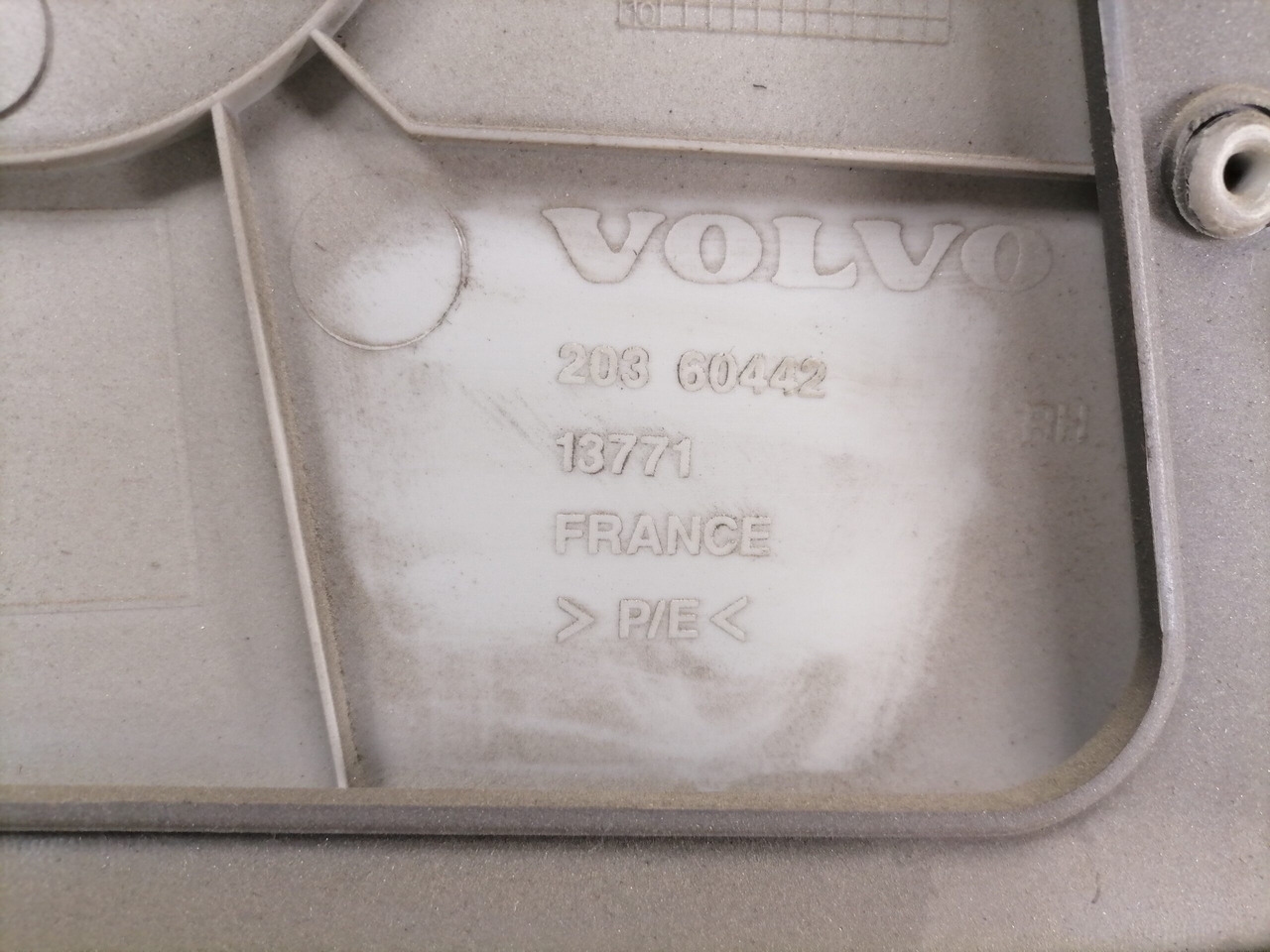 Volvo Door trim panel 20360625 - Portière et pièces pour Camion: photos 3 Volvo Door trim panel 20360625 - Portière et pièces pour Camion: photos 3
