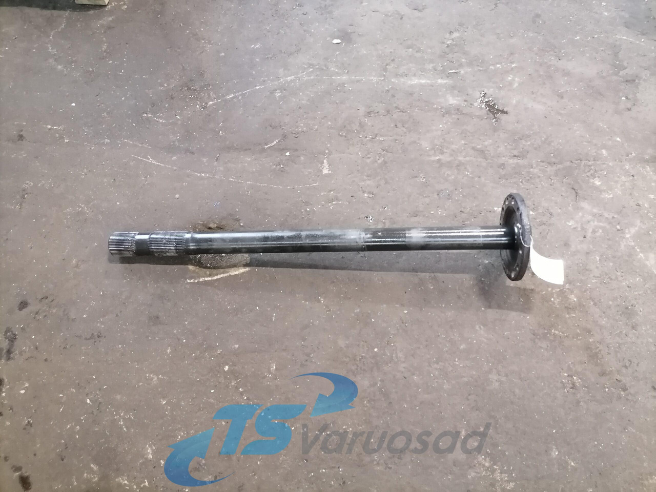 Volvo Drive shaft 20836831 - Demi arbre pour Camion: photos 1 Volvo Drive shaft 20836831 - Demi arbre pour Camion: photos 1