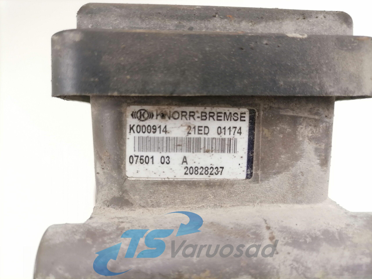 Volvo EBS brake valve 20828237 - Valve de frein pour Camion: photos 2 Volvo EBS brake valve 20828237 - Valve de frein pour Camion: photos 2