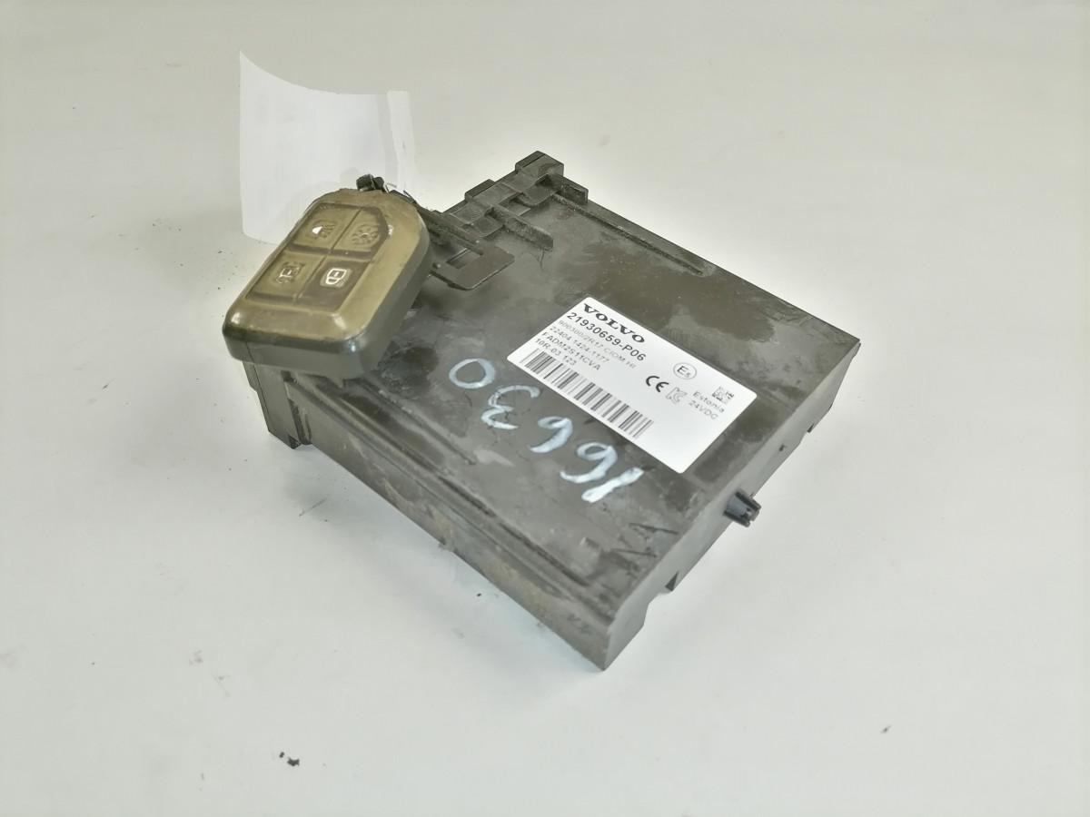 Volvo Ecu CIOM 21930659 - Bloc de gestion pour Camion: photos 4 Volvo Ecu CIOM 21930659 - Bloc de gestion pour Camion: photos 4