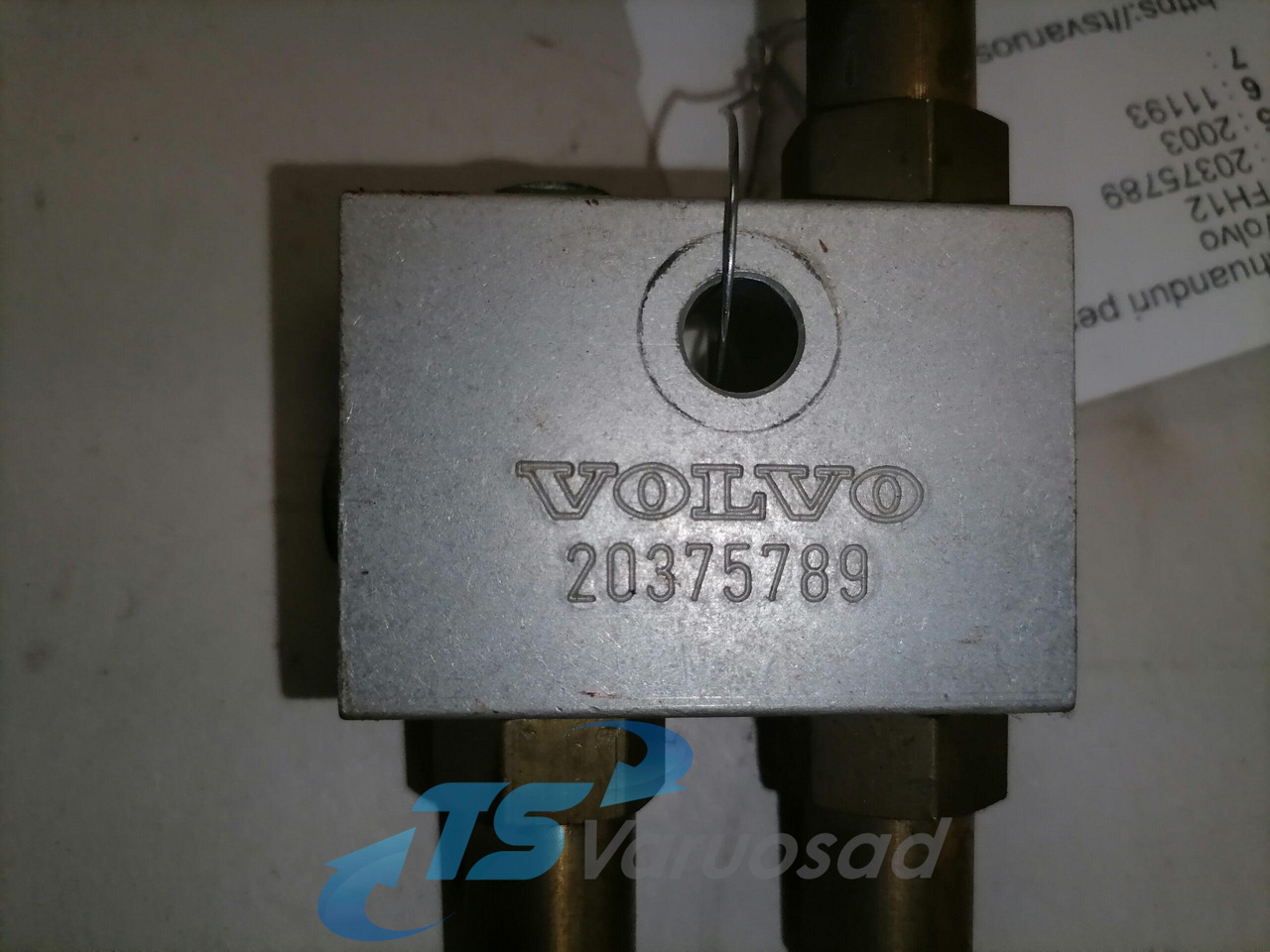 Volvo Exhaust sensor 20375789 - Capteur pour Camion: photos 2 Volvo Exhaust sensor 20375789 - Capteur pour Camion: photos 2