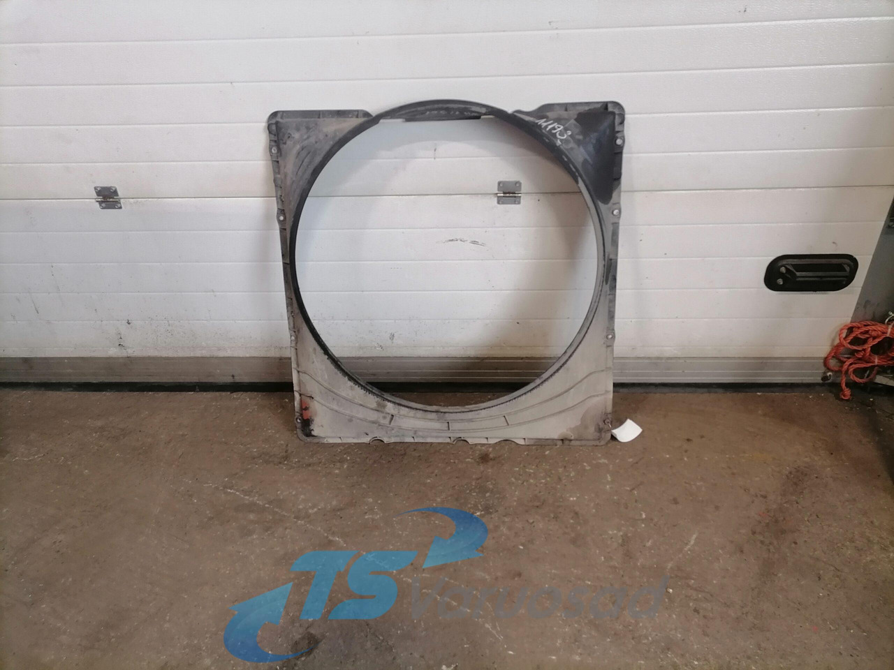 Volvo Fan shroud 20502964 - Radiateur pour Camion: photos 1 Volvo Fan shroud 20502964 - Radiateur pour Camion: photos 1