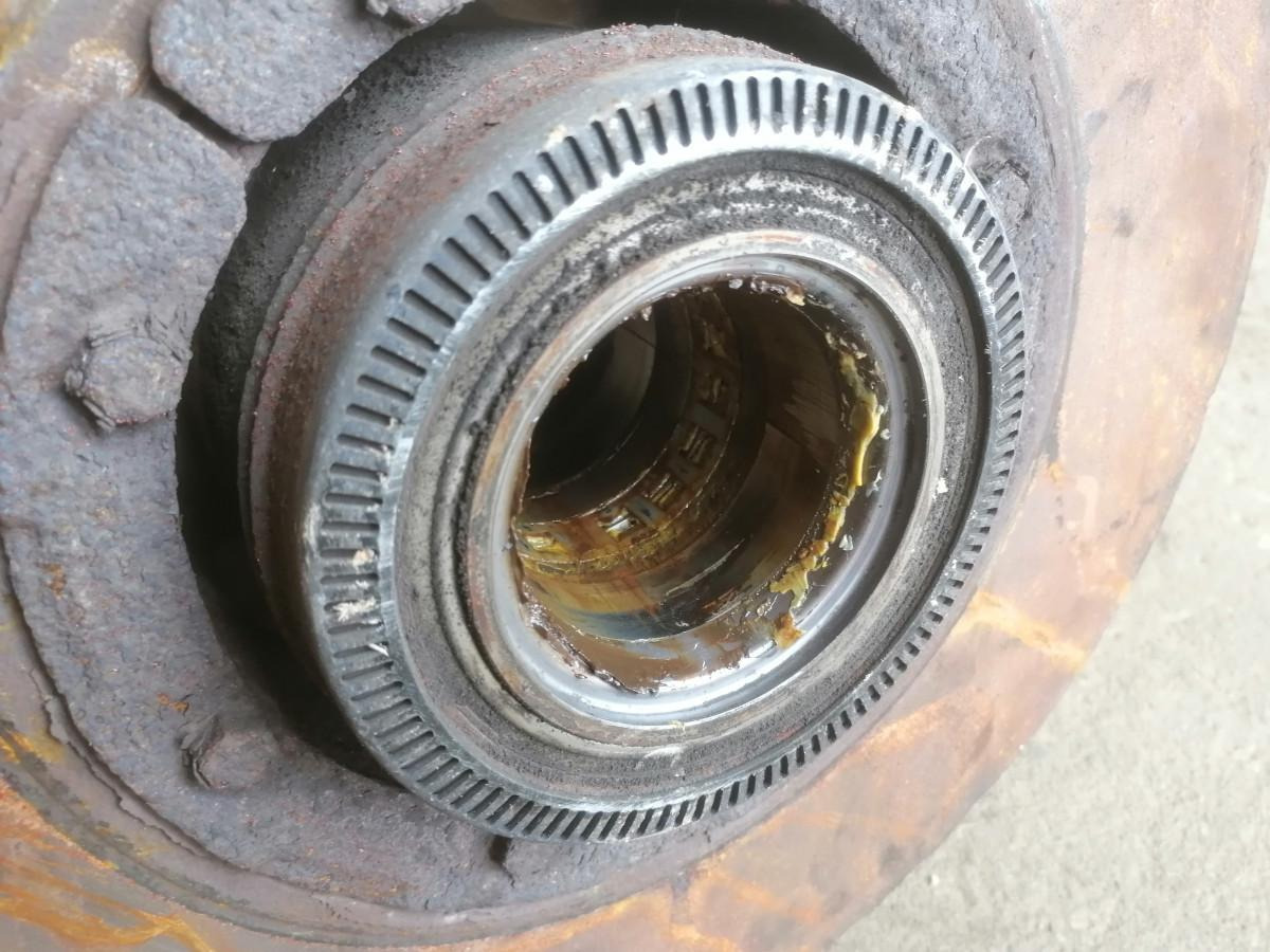 Volvo First wheel hub 21102564 - Moyeu pour Camion: photos 4 Volvo First wheel hub 21102564 - Moyeu pour Camion: photos 4