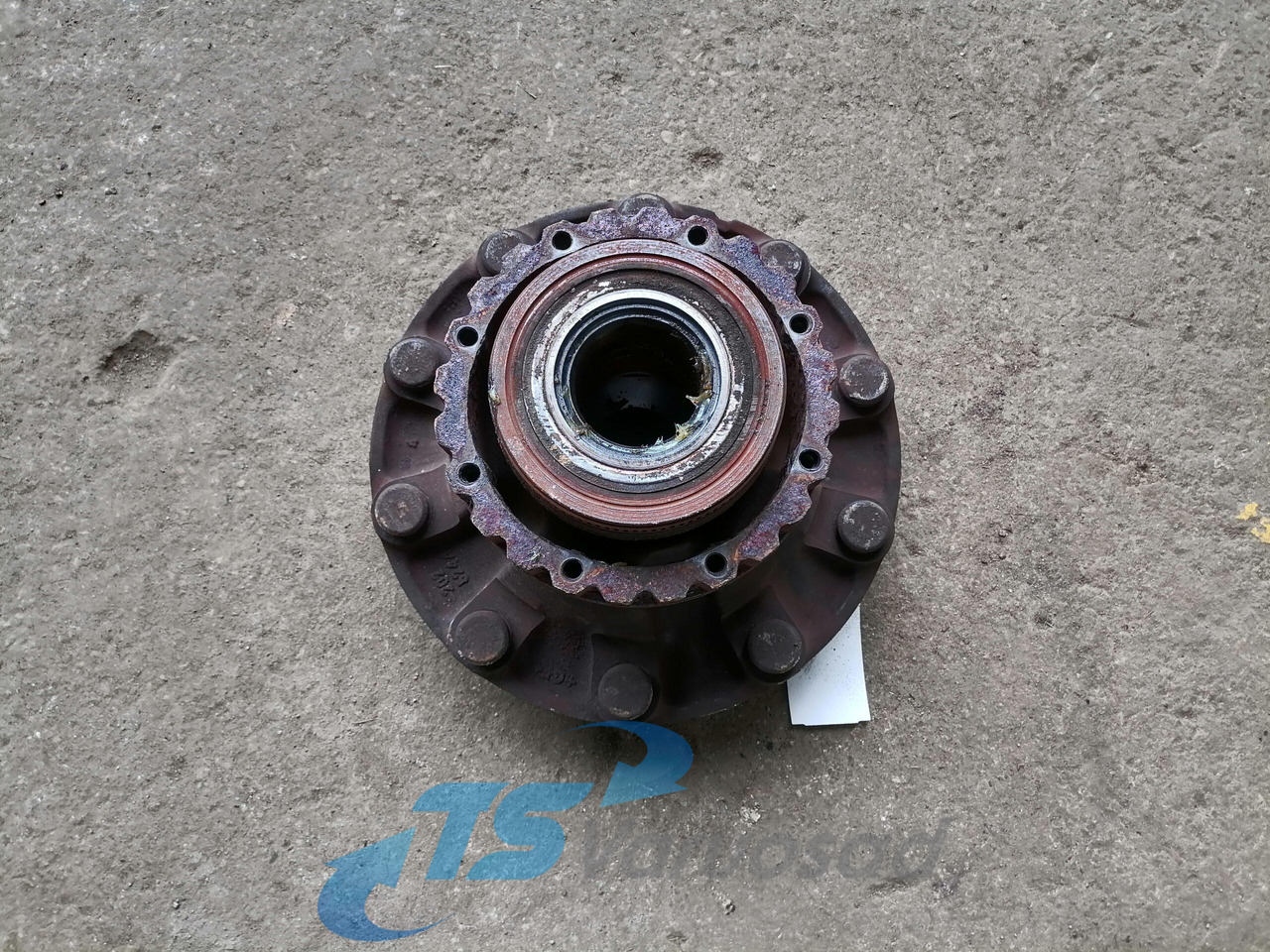 Volvo First wheel hub 21116569 - Moyeu pour Camion: photos 2 Volvo First wheel hub 21116569 - Moyeu pour Camion: photos 2