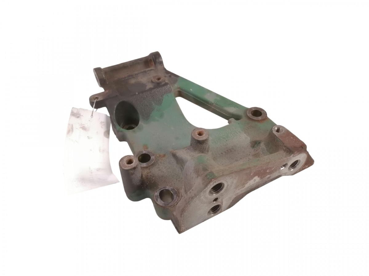 Volvo Generaatori kandur 22026927 - Alternateur pour Camion: photos 1 Volvo Generaatori kandur 22026927 - Alternateur pour Camion: photos 1