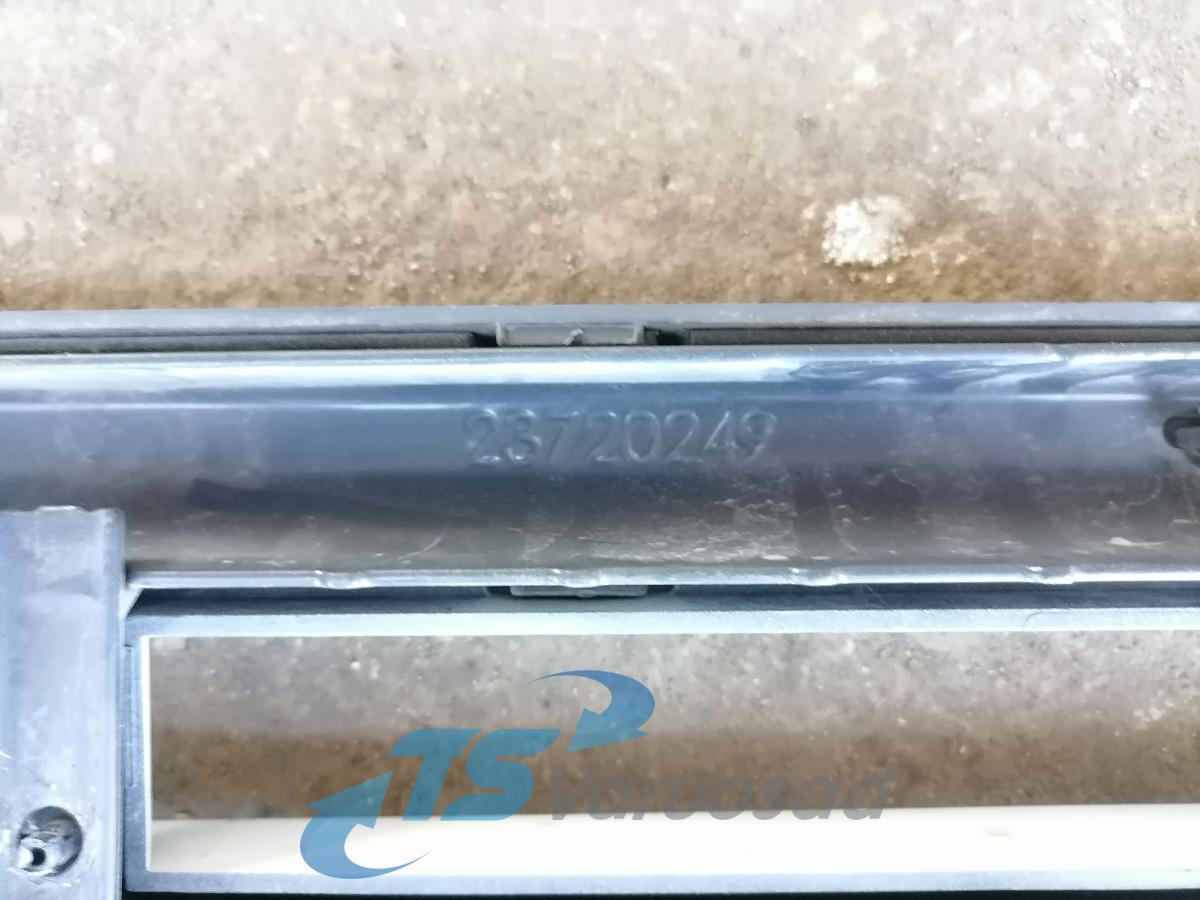 Volvo Grille panel 23720249 - Calandre pour Camion: photos 2 Volvo Grille panel 23720249 - Calandre pour Camion: photos 2