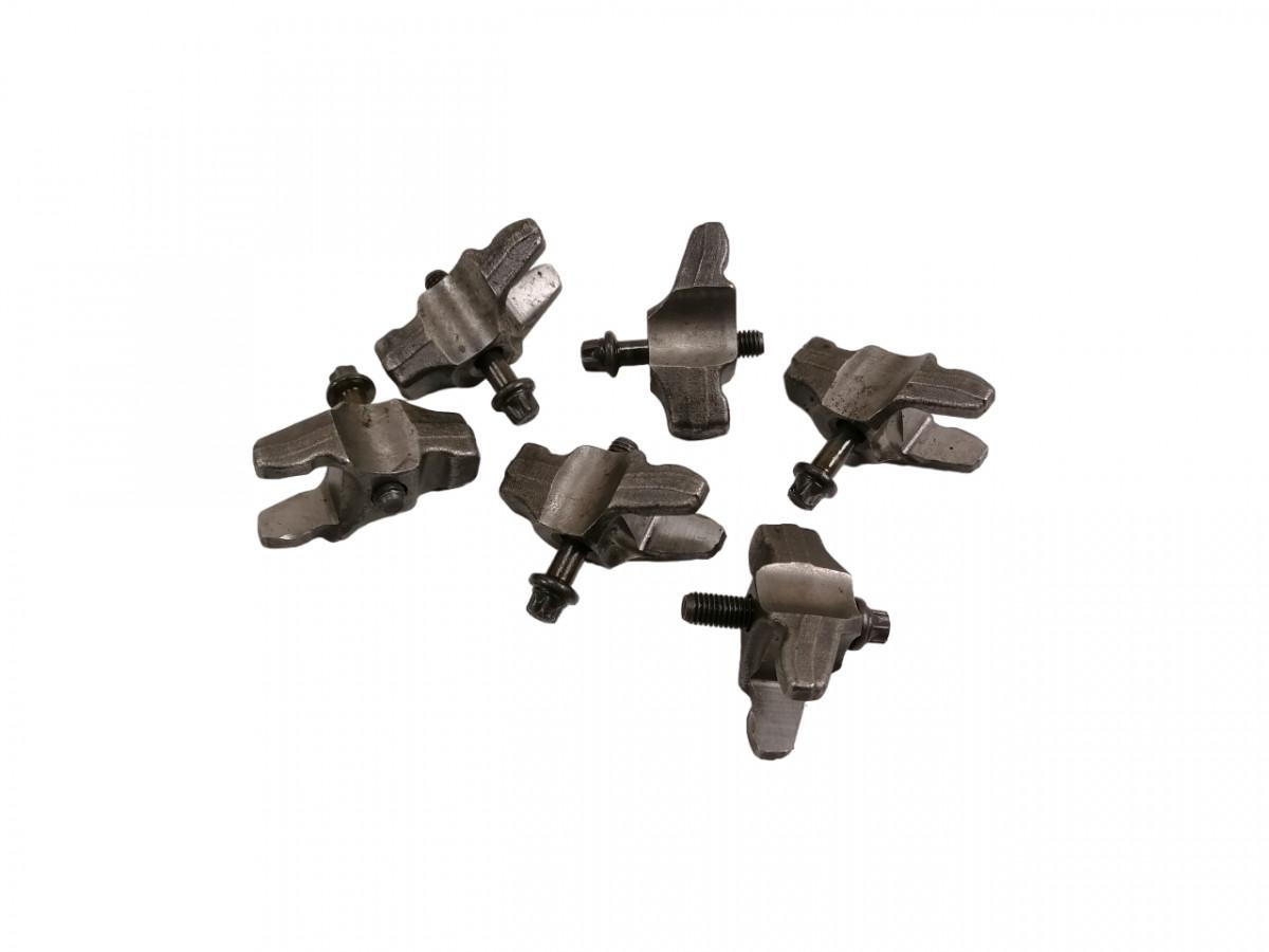 Volvo Injector holder 21252581 - Pompe à carburant pour Camion: photos 1 Volvo Injector holder 21252581 - Pompe à carburant pour Camion: photos 1