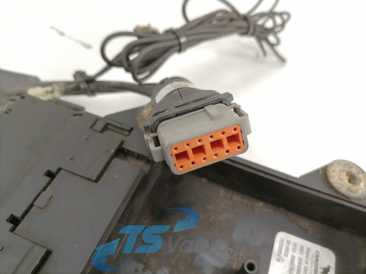 Volvo Juhtplokk 1074508 - Bloc de gestion pour Camion: photos 5 Volvo Juhtplokk 1074508 - Bloc de gestion pour Camion: photos 5