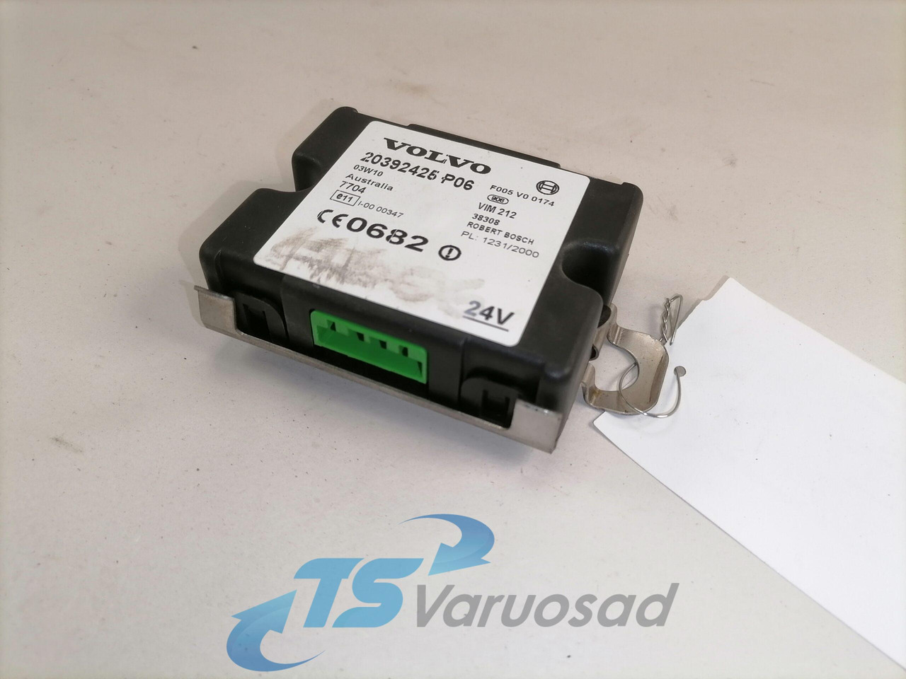 Volvo Juhtplokk, immobilisaator 20392425 - Bloc de gestion pour Camion: photos 1 Volvo Juhtplokk, immobilisaator 20392425 - Bloc de gestion pour Camion: photos 1