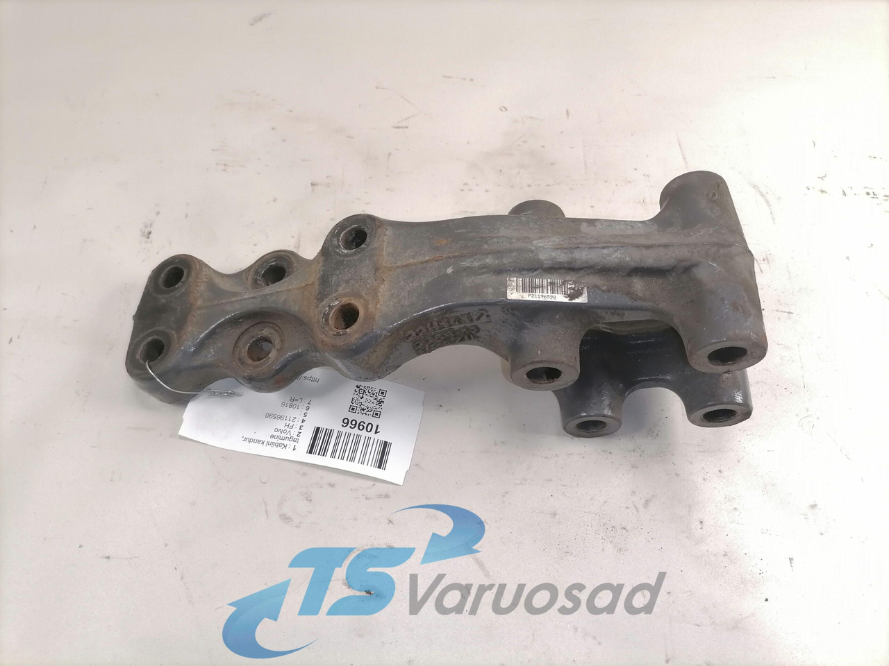 Volvo Kabiini kandur, tagumine 21196590 - Suspension de cabine pour Camion: photos 3 Volvo Kabiini kandur, tagumine 21196590 - Suspension de cabine pour Camion: photos 3