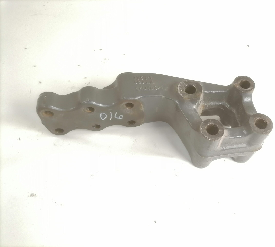 Volvo Kabiini kandur, tagumine 21647361 - Suspension de cabine pour Camion: photos 3 Volvo Kabiini kandur, tagumine 21647361 - Suspension de cabine pour Camion: photos 3