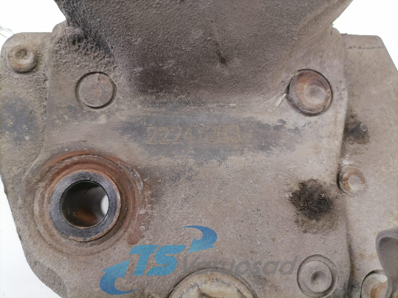 Volvo Kabiini lukusti 22247233 - Suspension de cabine pour Camion: photos 5 Volvo Kabiini lukusti 22247233 - Suspension de cabine pour Camion: photos 5
