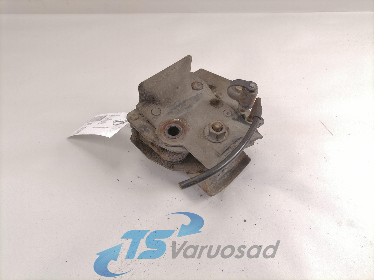Volvo Kabiini lukusti 22247233 - Suspension de cabine pour Camion: photos 2 Volvo Kabiini lukusti 22247233 - Suspension de cabine pour Camion: photos 2