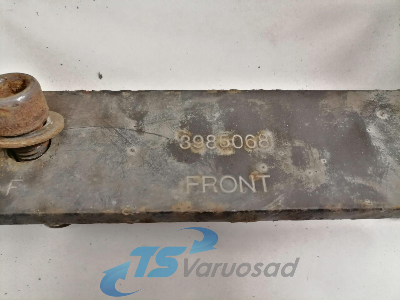 Volvo Kardaani tugilaagri kandur 3985105 - Arbre à cardan pour Camion: photos 4 Volvo Kardaani tugilaagri kandur 3985105 - Arbre à cardan pour Camion: photos 4