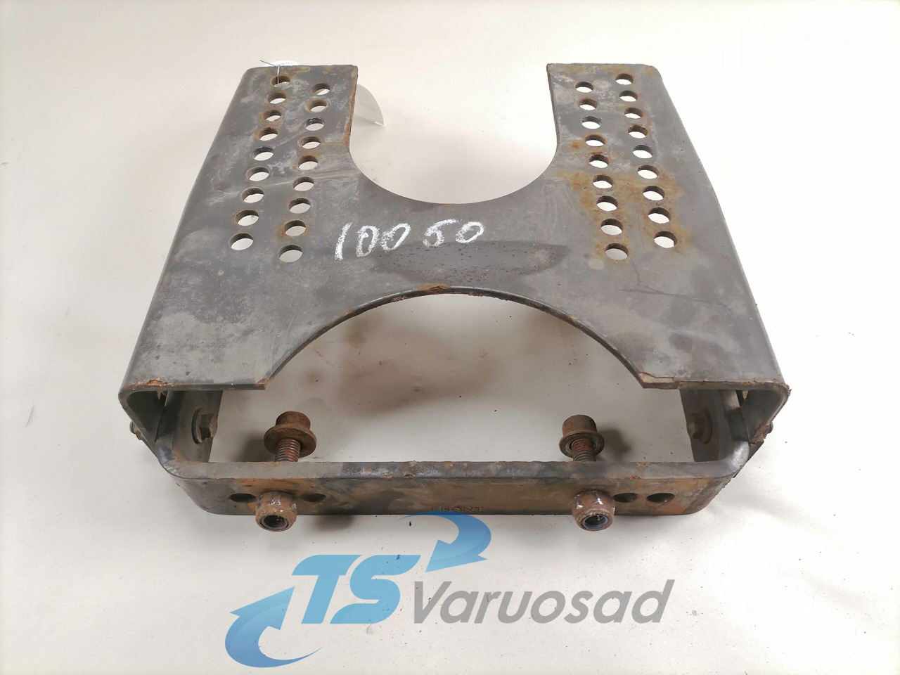 Volvo Kardaani tugilaagri kandur 3985105 - Arbre à cardan pour Camion: photos 3 Volvo Kardaani tugilaagri kandur 3985105 - Arbre à cardan pour Camion: photos 3