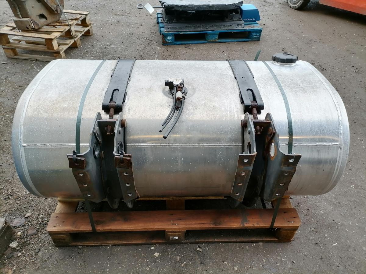 Volvo Kütusepaak 415L 20504491 - Réservoir de carburant pour Camion: photos 5 Volvo Kütusepaak 415L 20504491 - Réservoir de carburant pour Camion: photos 5
