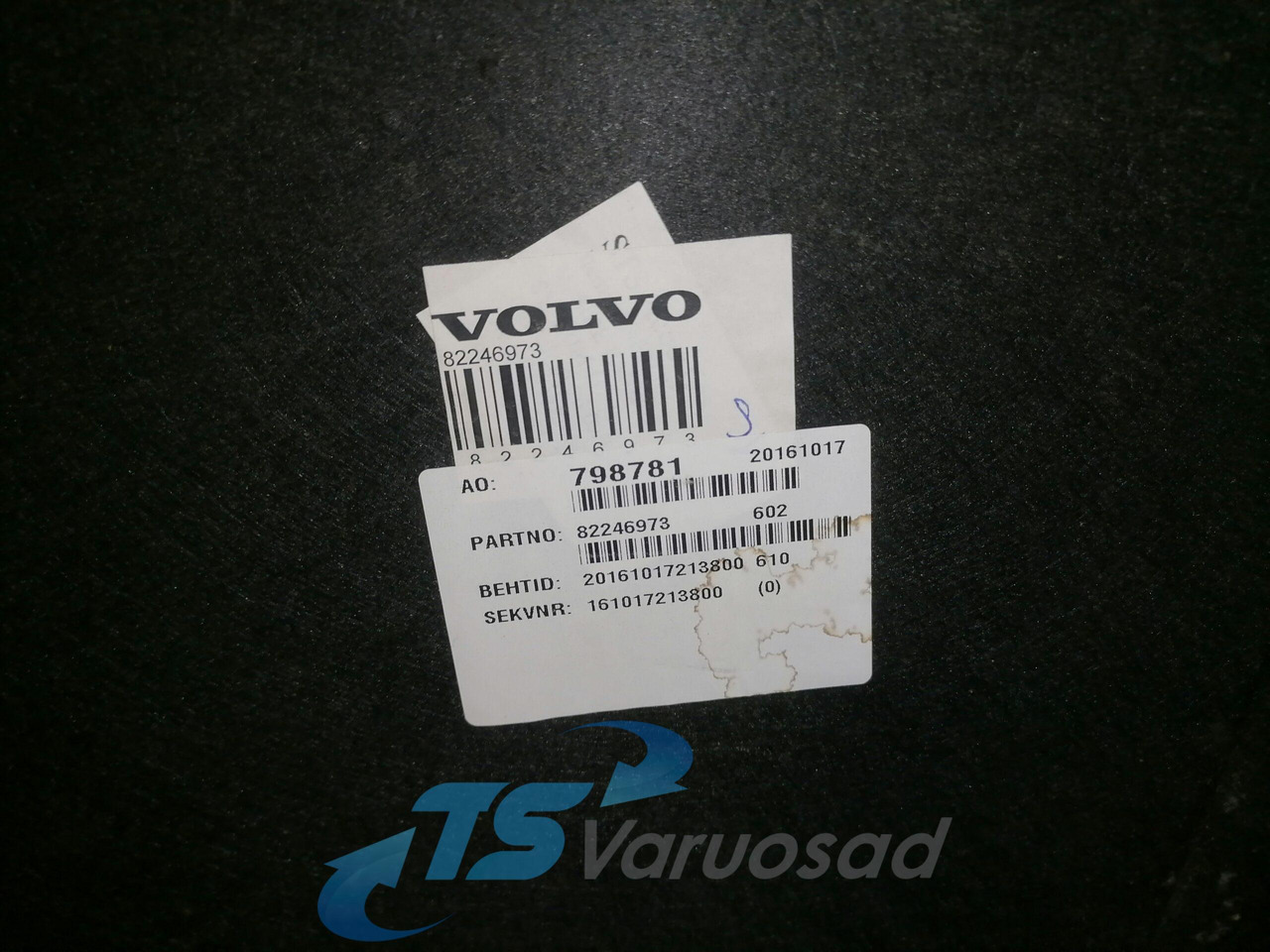Volvo Salongi polster 82246973 - Pièce universelle pour Camion: photos 3 Volvo Salongi polster 82246973 - Pièce universelle pour Camion: photos 3