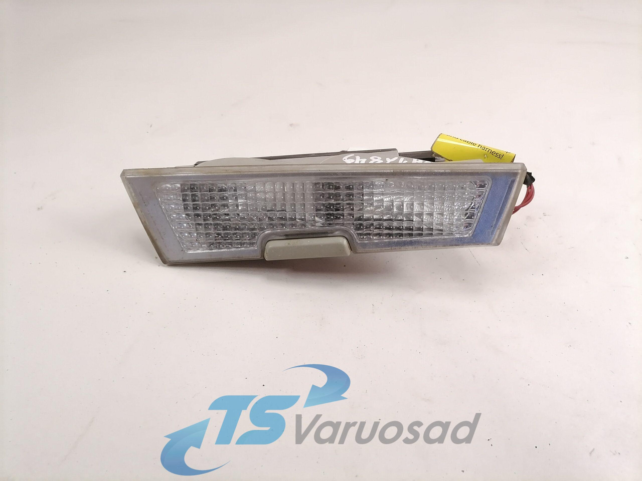 Volvo Salongi valgusti 84144229 - Pièce universelle pour Camion: photos 1 Volvo Salongi valgusti 84144229 - Pièce universelle pour Camion: photos 1