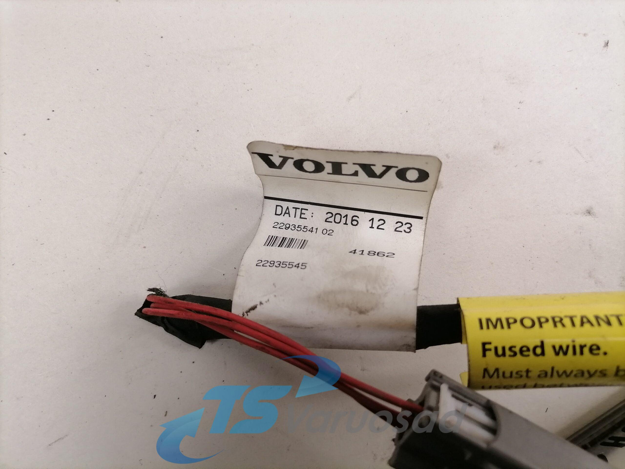 Volvo Salongi valgusti 84144238 - Pièce universelle pour Camion: photos 3 Volvo Salongi valgusti 84144238 - Pièce universelle pour Camion: photos 3