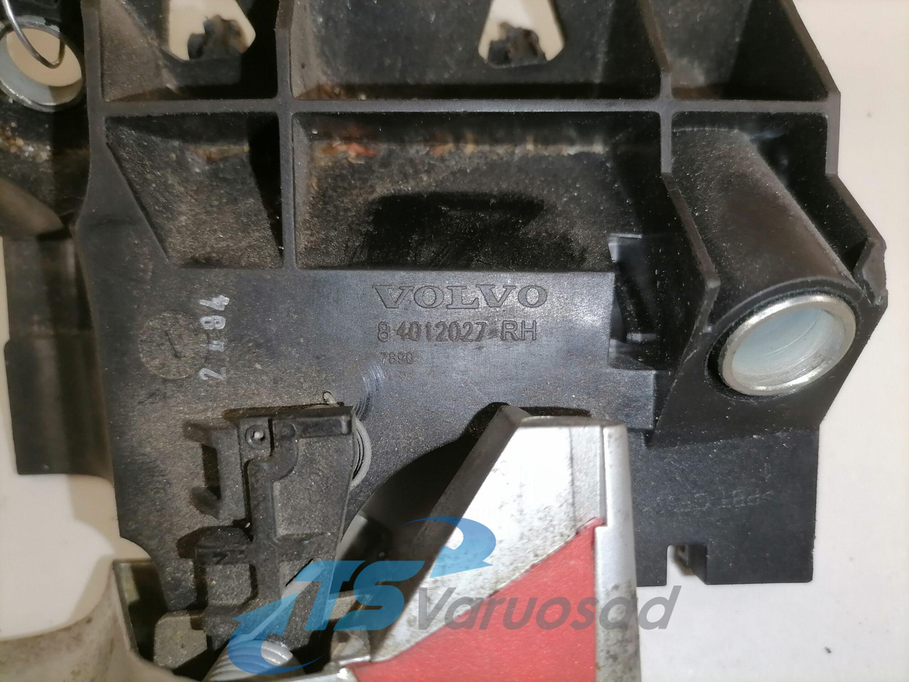 Volvo Ukselink, sisemine parem 84012027 - Portière et pièces pour Camion: photos 3 Volvo Ukselink, sisemine parem 84012027 - Portière et pièces pour Camion: photos 3