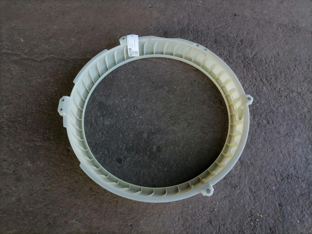 Volvo Ventilaatori rõngas 22775035 - Radiateur pour Camion: photos 3 Volvo Ventilaatori rõngas 22775035 - Radiateur pour Camion: photos 3