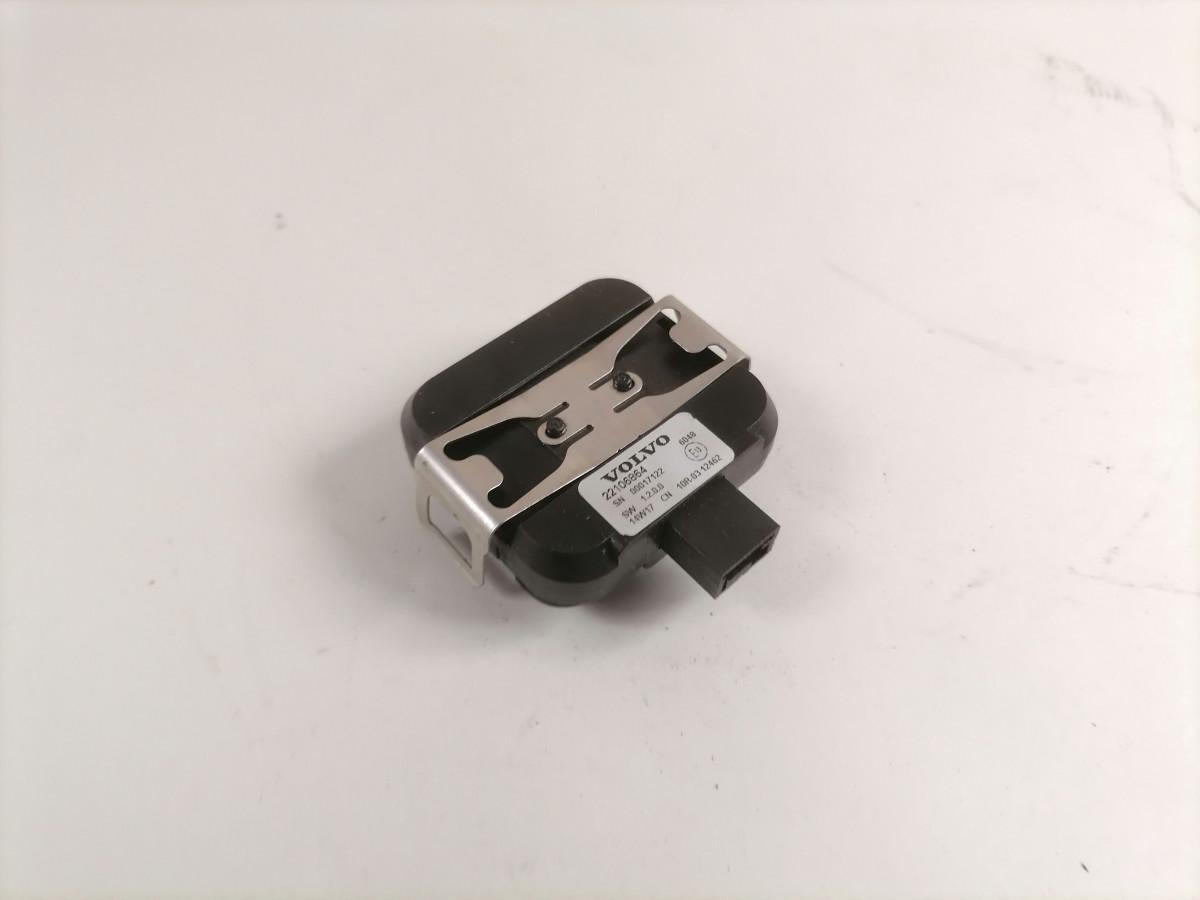 Volvo Vihmasensor 22106864 - Bloc de gestion pour Camion: photos 2 Volvo Vihmasensor 22106864 - Bloc de gestion pour Camion: photos 2
