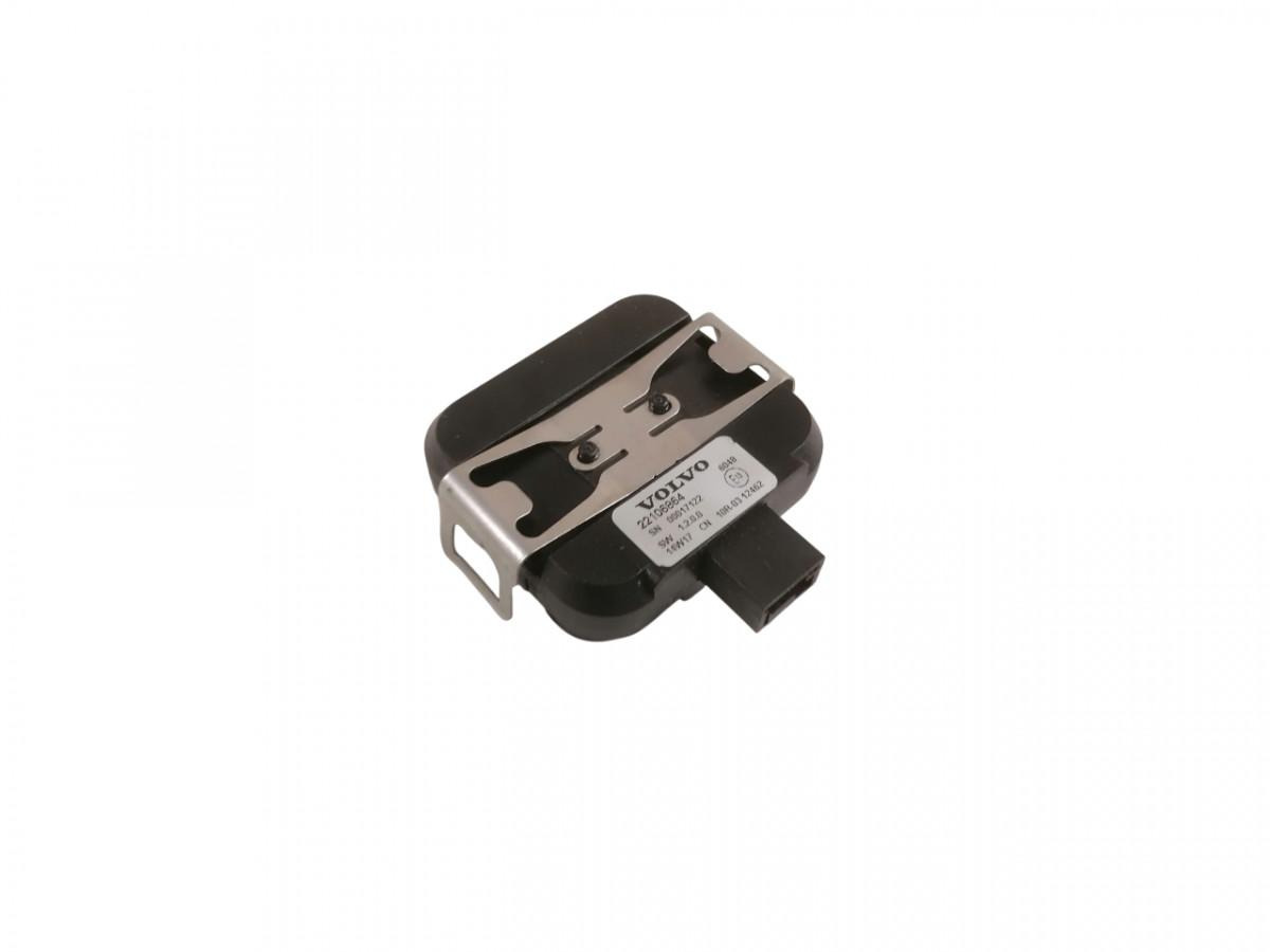 Volvo Vihmasensor 22106864 - Bloc de gestion pour Camion: photos 1 Volvo Vihmasensor 22106864 - Bloc de gestion pour Camion: photos 1