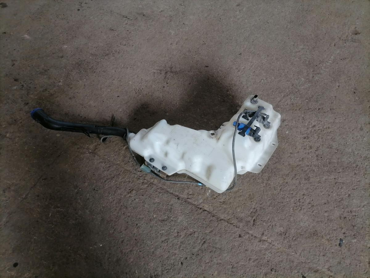 Volvo Windscreen washer fluid tank 84092257 - Essuie-glace pour Camion: photos 2 Volvo Windscreen washer fluid tank 84092257 - Essuie-glace pour Camion: photos 2