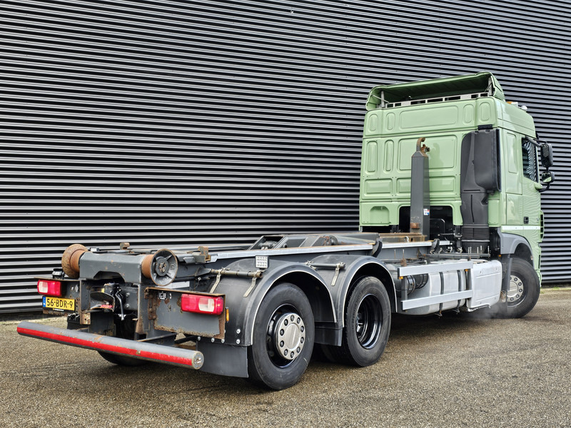 DAF XF 460 6x2 SPACECAB / HOOKLIFT / ABROLKIPPER - Camion ampliroll: photos 2 DAF XF 460 6x2 SPACECAB / HOOKLIFT / ABROLKIPPER - Camion ampliroll: photos 2