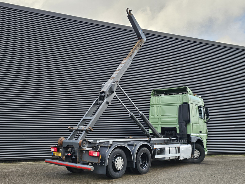 DAF XF 460 6x2 SPACECAB / HOOKLIFT / ABROLKIPPER - Camion ampliroll: photos 3 DAF XF 460 6x2 SPACECAB / HOOKLIFT / ABROLKIPPER - Camion ampliroll: photos 3