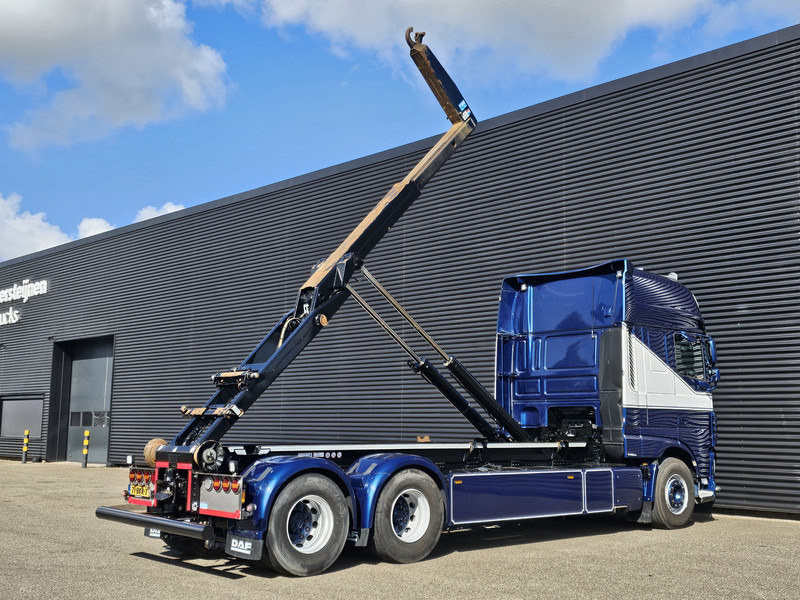 DAF XF 530 SSC 6x2 VDL HOOKLIFT 660 cm - Camion ampliroll: photos 2 DAF XF 530 SSC 6x2 VDL HOOKLIFT 660 cm - Camion ampliroll: photos 2