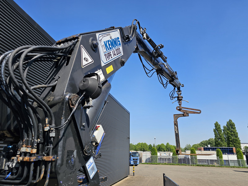 MAN TGS 26.360 / 6X2-4 BL / KENNIS ROLLER CRANE / KRAN - Camion plateau, Camion grue: photos 2 MAN TGS 26.360 / 6X2-4 BL / KENNIS ROLLER CRANE / KRAN - Camion plateau, Camion grue: photos 2