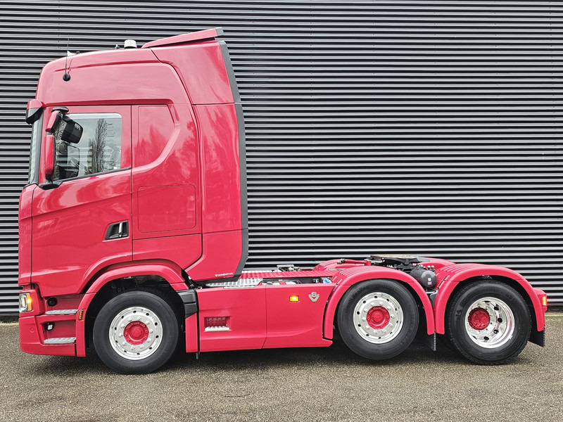 Scania S660 V8 6x2/4 / RETARDER / HYDRAULIC / FULL AIR - Tracteur routier: photos 4 Scania S660 V8 6x2/4 / RETARDER / HYDRAULIC / FULL AIR - Tracteur routier: photos 4