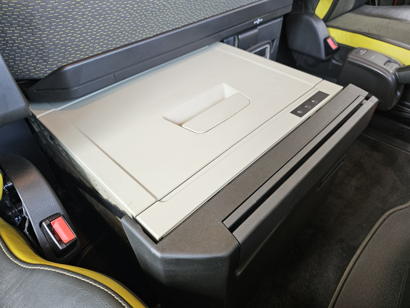 Tracteur routier Volvo FH 16.750 6x2-4 / LIFT - STEERING AXLE: photos 19