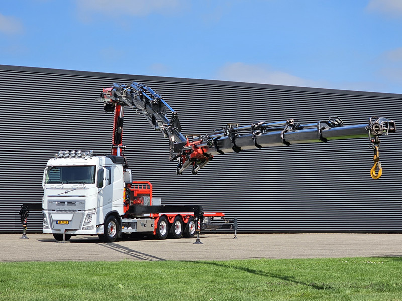 Volvo FH 540 8x4-4 / FASSI 71 t/m CRANE + JIB WINCH / KRAN / GRUA - Camion plateau, Camion grue: photos 3 Volvo FH 540 8x4-4 / FASSI 71 t/m CRANE + JIB WINCH / KRAN / GRUA - Camion plateau, Camion grue: photos 3