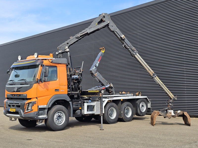 Volvo FMX 460 8x4-4 / HIAB Z CRANE + HOOKLIFT - Camion ampliroll: photos 2 Volvo FMX 460 8x4-4 / HIAB Z CRANE + HOOKLIFT - Camion ampliroll: photos 2