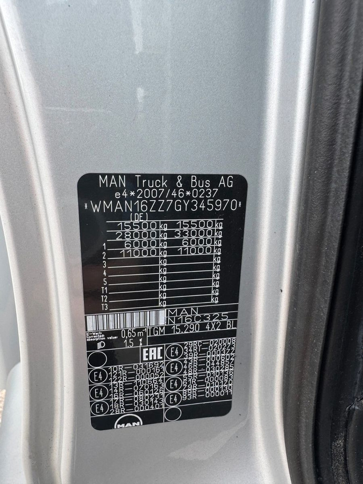 MAN 15.290 4X2 Koffer mit Hebebühne AHK - Camion fourgon: photos 3 MAN 15.290 4X2 Koffer mit Hebebühne AHK - Camion fourgon: photos 3