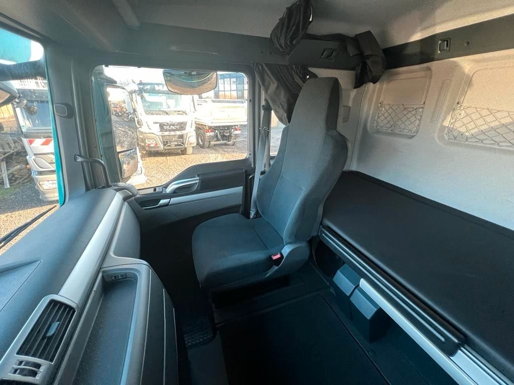 MAN 26.400 6x2 BDF | AC | Navi | Tip Top Zustand! MAN 26.400 6x2 BDF | AC | Navi | Tip Top Zustand! - Camion porte-conteneur/ Caisse mobile: photos 5 MAN 26.400 6x2 BDF | AC | Navi | Tip Top Zustand! MAN 26.400 6x2 BDF | AC | Navi | Tip Top Zustand! - Camion porte-conteneur/ Caisse mobile: photos 5