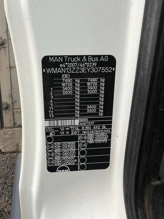 MAN 8.180 4X2 offene Pritsche MAN 8.180 4X2 offene Pritsche - Utilitaire plateau: photos 3 MAN 8.180 4X2 offene Pritsche MAN 8.180 4X2 offene Pritsche - Utilitaire plateau: photos 3