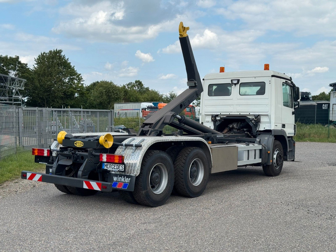 Mercedes-Benz 2641 6X4 Retarder Meiller mit Funk Top Zust - Camion ampliroll: photos 5 Mercedes-Benz 2641 6X4 Retarder Meiller mit Funk Top Zust - Camion ampliroll: photos 5