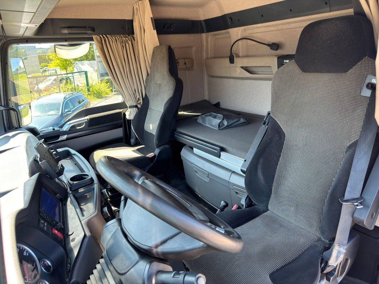 Tracteur routier MAN 18.460 4x2 Kipphydr. | Standheiz. | Top Zustand: photos 10 Tracteur routier MAN 18.460 4x2 Kipphydr. | Standheiz. | Top Zustand: photos 10