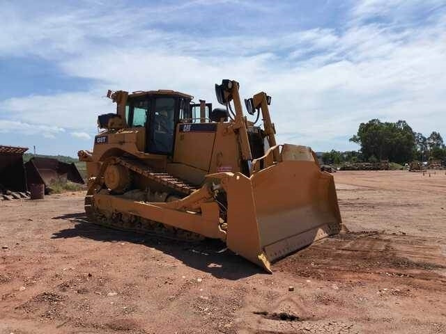 CAT D8T - Bulldozer: photos 1 CAT D8T - Bulldozer: photos 1