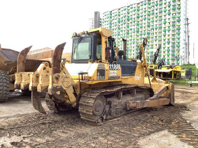 Komatsu D85EX-15 - Bulldozer: photos 3 Komatsu D85EX-15 - Bulldozer: photos 3
